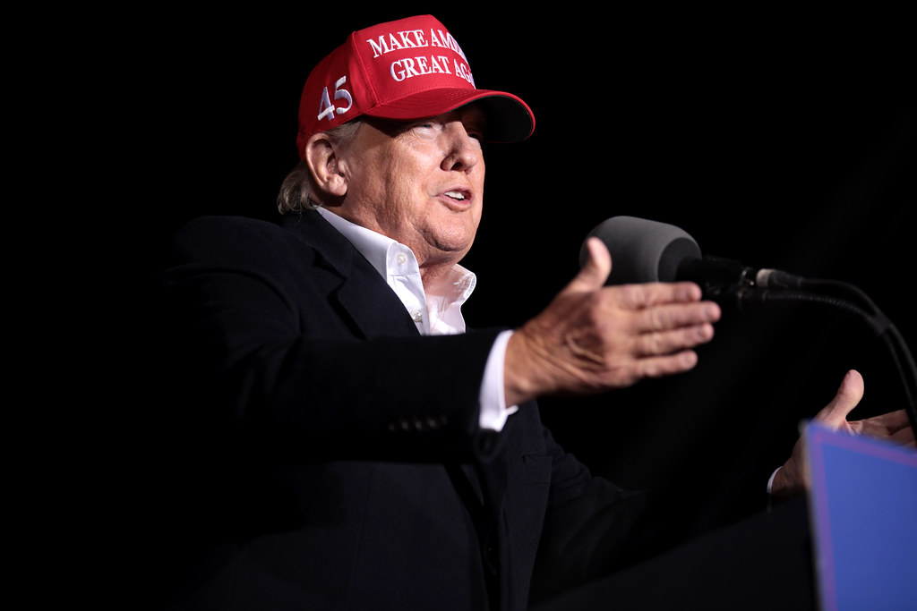 Gage Skidmore — Trump annonce un accord sur le diesel russe, malgré les sanctions et les critiques européennes