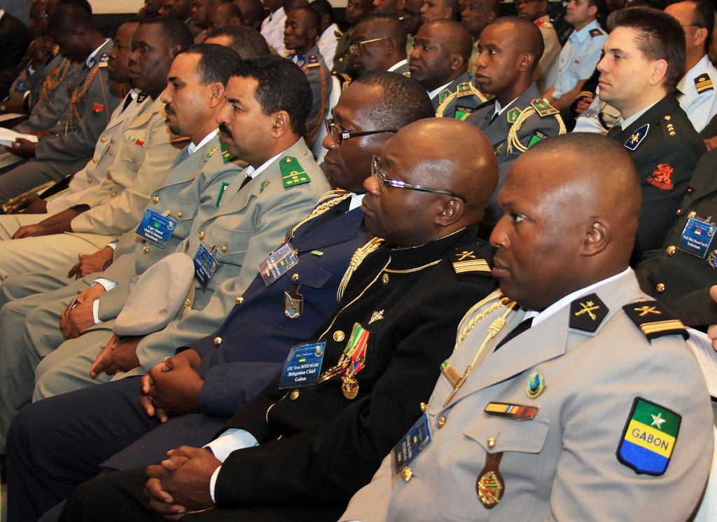US Army Africa — Le chef du renseignement ivoirien en déplacement à Bamako pour évoquer la coopération sécuritaire