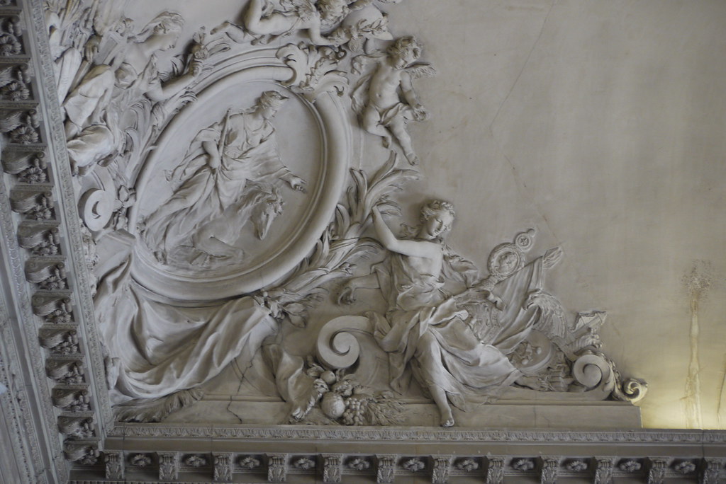 rieh — À Versailles, les bassins du château s’apprêtent à faire peau neuve
