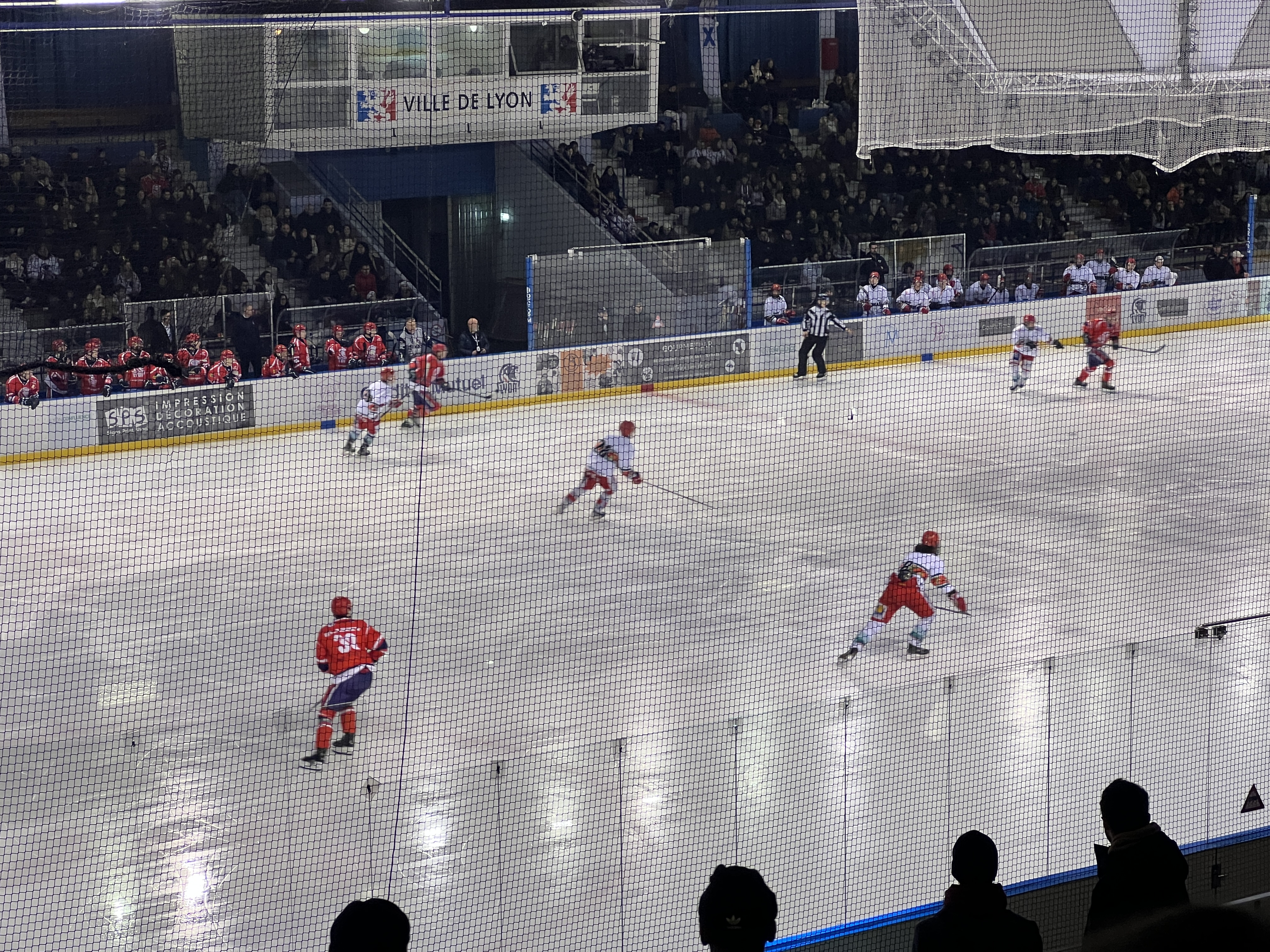 Chabe01 - Hockey sur glace : Genève-Servette renverse Davos 3-2 en National League