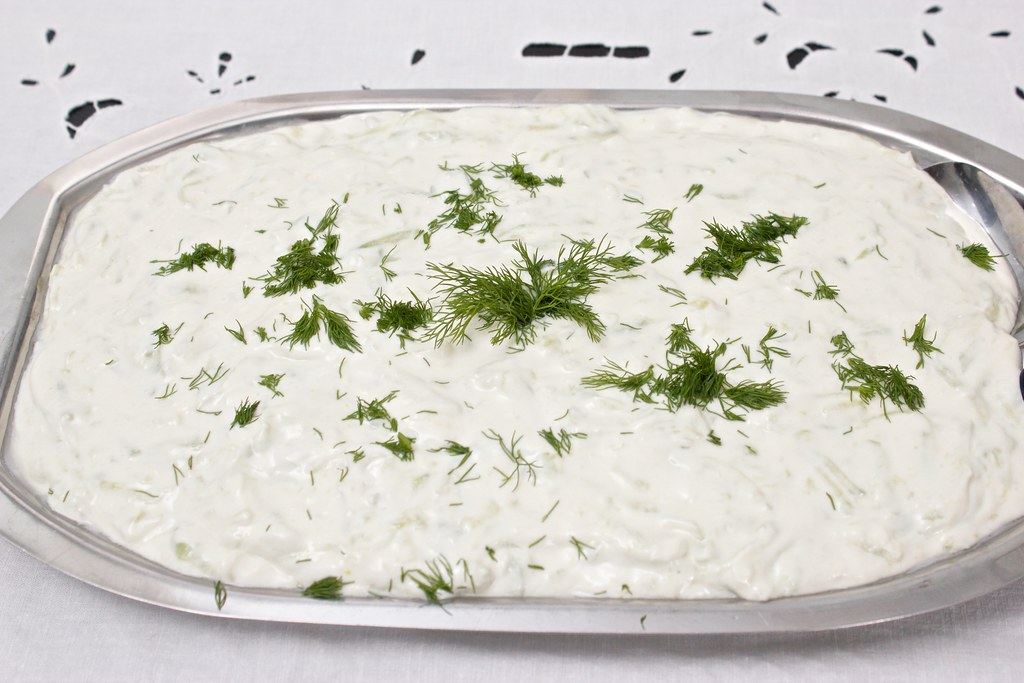 futureshape — Tzatziki maison au yaourt grec et à l’ail confit, parfumé à l’aneth