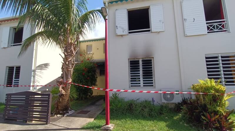 Baie-Mahault : une femme grièvement brûlée dans un incendie ravageur aux Clos d'Alicéa