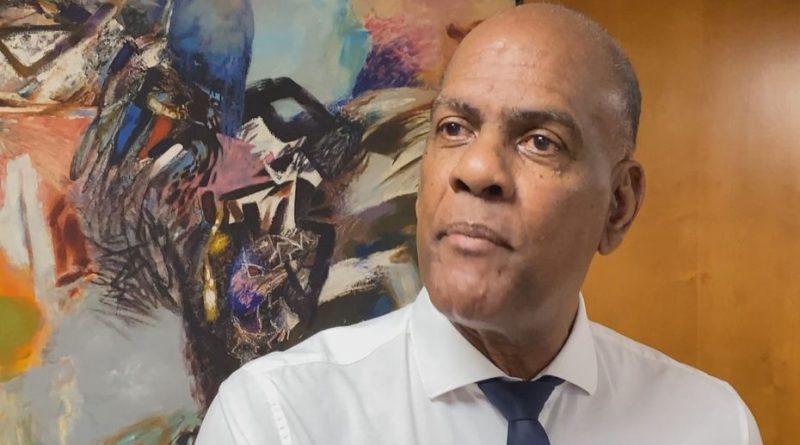 Évolution statutaire : Serge Letchimy reçu à l'Elysée, espère un  transfert de pouvoirs malgré un rapport sans ligne claire