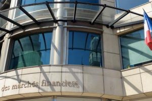 Finance durable : les attentes des épargnants envers leurs conseillers financiers se sont renforcées