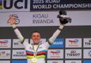 Le récital de Remco Evenepoel, un troisième sacre mondial consécutif en contre-la-montre en doublant Tadej Pogacar