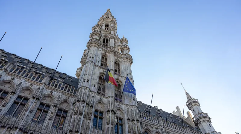 500 jours sans gouvernement régional à Bruxelles: blocage politique persistant