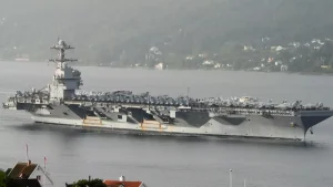 États-Unis: un porte-avions déployé dans les Caraïbes, escalade avec le Venezuela