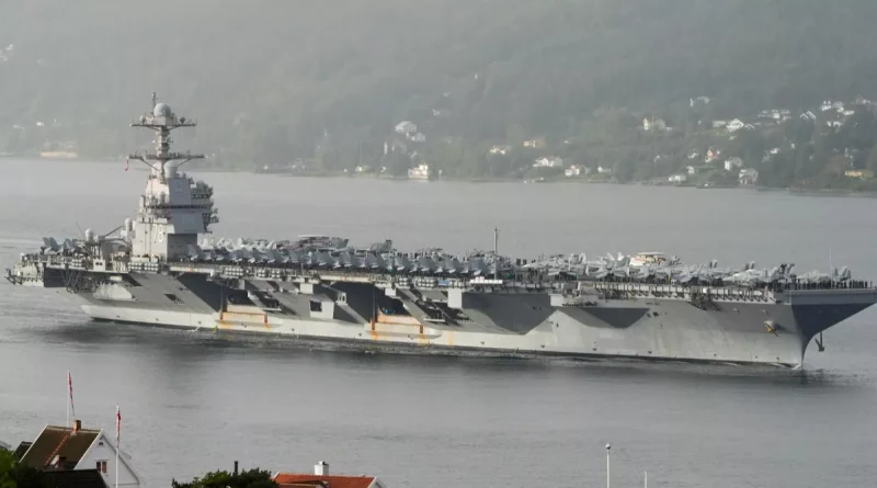 États-Unis: un porte-avions déployé dans les Caraïbes, escalade avec le Venezuela