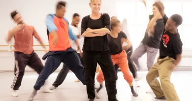 Danse : Josette Baïz, chorégraphe engagée pour la jeunesse et l'innovation