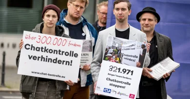 Vie privée : l'UE abandonne le 'Chat control', une mesure contestée contre la pédocriminalité