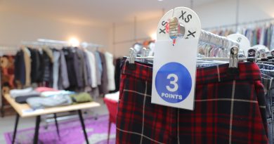 Le Secours catholique organise une vente solidaire de vêtements dans l'Indre