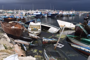 Tunisie : 40 morts après le chavirement d’une embarcation de fortune en mer
