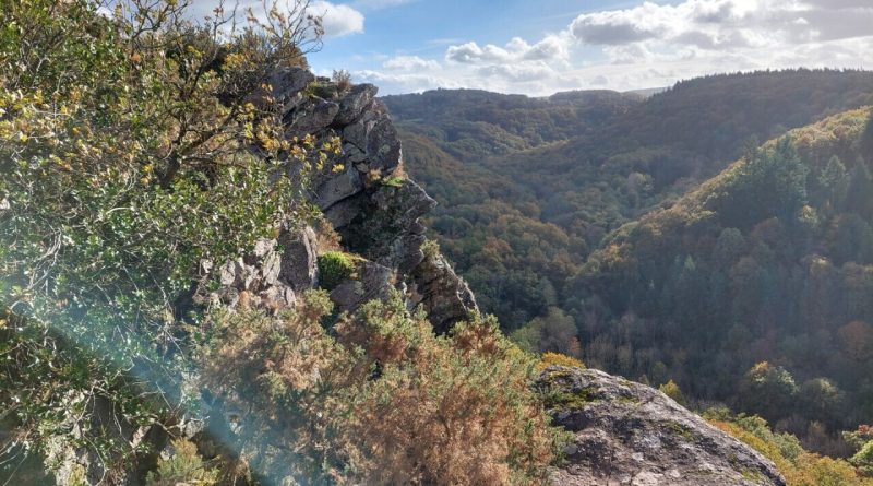 Chute mortelle à La Roche d’Oëtre : retour sur 70 ans d'accidents sur le site
