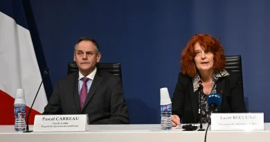 Deux personnes inculpées dans le casse du Louvre, les bijoux demeurent introuvables.