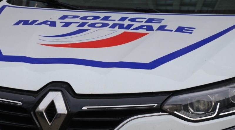 Escroquerie à Brest : un octogénaire divulgue ses codes bancaires à un faux agent des fraudes.