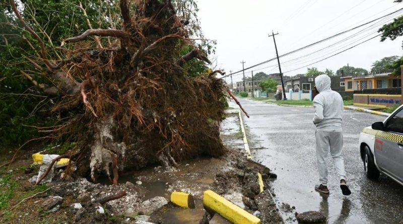 L’œil de l’ouragan Melissa quitte la Jamaïque et se dirige vers Cuba.