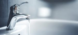 Alerte à l'eau contaminée à Basse-Terre : interdiction de consommation dans deux secteurs