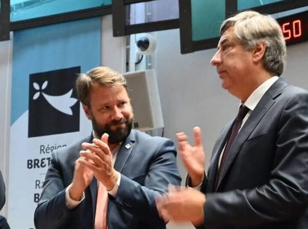 Ambassade d'Ukraine en France / Посольство України у Франції