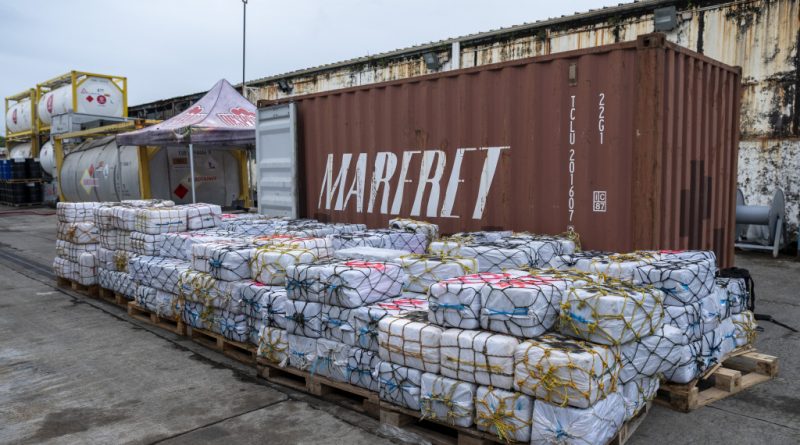Aux Antilles, près de 7 tonnes de cocaïne saisies par la Marine nationale dans l'Atlantique