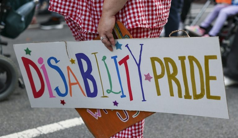 Aux Etats-Unis, la "colère" des personnes autistes face à la rhétorique de Trump