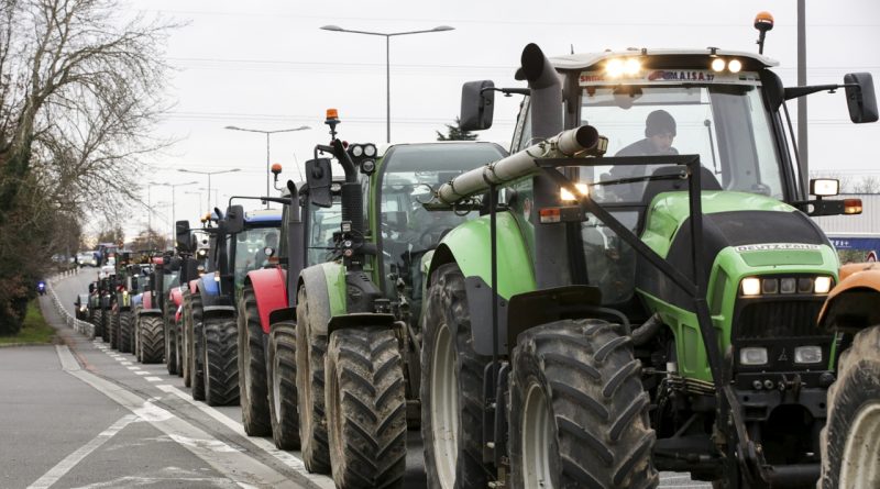 Blocage de l'A10 et de l'A71 : les Jeunes Agriculteurs du Centre-Val de Loire et du Poitou-Charentes annulent leur action