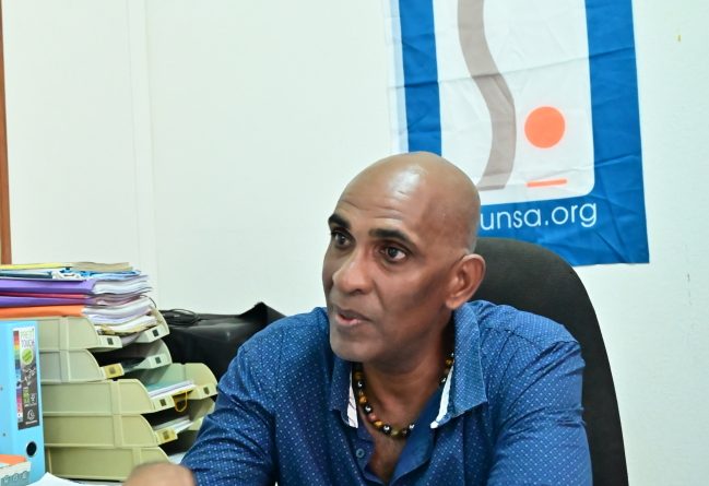 Carl Toussaint, syndicat des enseignants : « Nos métiers attirent moins »