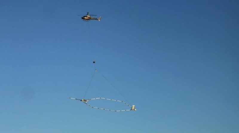 C'est quoi cette antenne suspendue à un hélicoptère qui a survolé les alentours d'Aumale