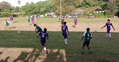 Championnat de Moorea - Tiare Tahiti bat Tiare Hinano 3-0