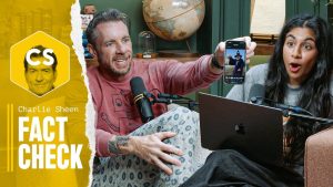 Charlie Sheen : Expert Aéroportuaire et le Paradoxe du Vieillissement