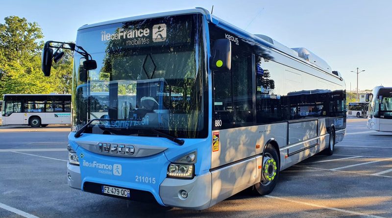 Colère, émotion et indignation : un chauffeur de bus frappé jusqu’au sang dans les Yvelines
