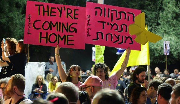 Compte à rebours en Israël avant le retour des otages de Gaza