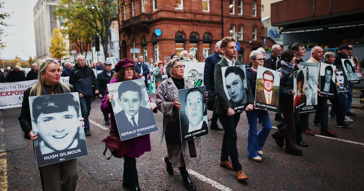 Bloody Sunday : le soldat britannique poursuivi pour deux meurtres acquitté en Irlande du Nord