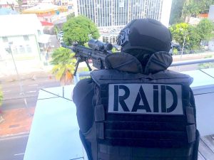 Dans les secrets des négociateurs du RAID