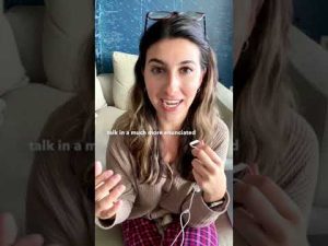 Découvrez ma technique pour imiter la voix d'un journaliste