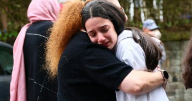 Deux morts et trois blessés graves dans un attentat devant une synagogue à Manchester