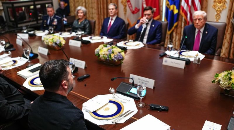 Donald Trump presse Volodymyr Zelensky de "trouver un accord" et temporise sur les missiles Tomahawk | RTS