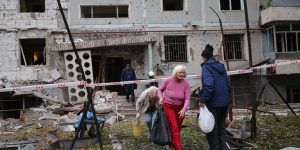 EN DIRECT, guerre en Ukraine : l'AIEA fait état de tirs d'artillerie aux abords de la centrale nucléaire de Zaporijia - Spécial Défense