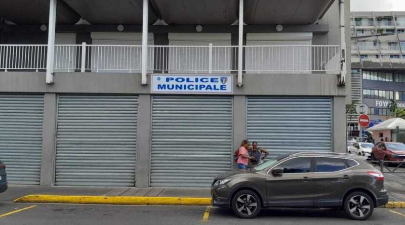 En grève, les policiers municipaux de Fort-de-France dénoncent un manque de moyens