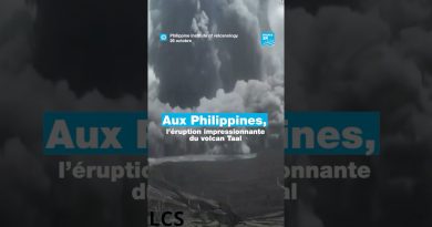 Eruption du volcan Taal aux Philippines, près de Manille