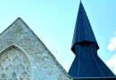 Eure. Frappé par la foudre, le clocher de cette petite église a retrouvé sa splendeur