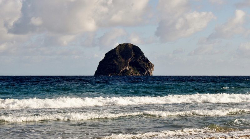 Martinique, Fort-de-France, beach, volcano, palm, rainforest, Creole, boat, island