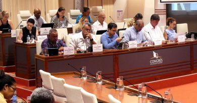 Face à une baisse inédite des recettes fiscales, la Nouvelle-Calédonie tente d’adapter son budget