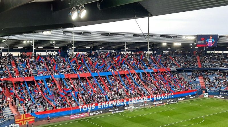 Football : un match contre Rouen “est aussi un vrai derby” -selon Julien Hervieu, du groupe We Are Malherbe - ici