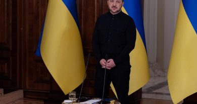 Guerre en Ukraine : Volodymyr Zelensky dit avoir exhorté Donald Trump à mettre fin à la guerre, comme " au Moyen-Orient ". Retrouvez les informations du 4 au 11 octobre - Spécial Défense