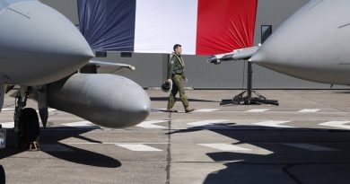 Guerre en Ukraine : après les F-16 et les Gripen, l'Ukraine pourrait bientôt se procurer des Rafale, des discussions sont en cours avec le constructeur français Dassault