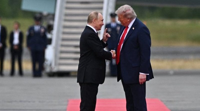 Guerre en Ukraine : après un rendez-vous "tendu" avec Volodymyr Zelensky, Donald Trump ne rencontrera pas Vladimir Poutine dans un "avenir proche"