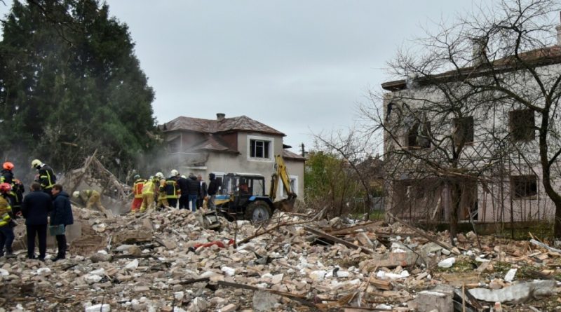 Guerre en Ukraine: au moins cinq morts alors que la Russie multiplie les frappes sur les infrastructures énergétiques et ferroviaires