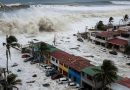Huge Waves Hit Mexico! Hurricane Priscilla and Storm Surges Devastate Puerto Vallarta!
