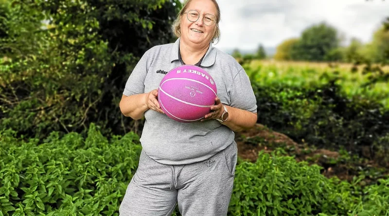 « Ici, nos enfants peuvent aller tout seuls à l’école » : à Gourin, Peggy est une femme heureuse en milieu rural