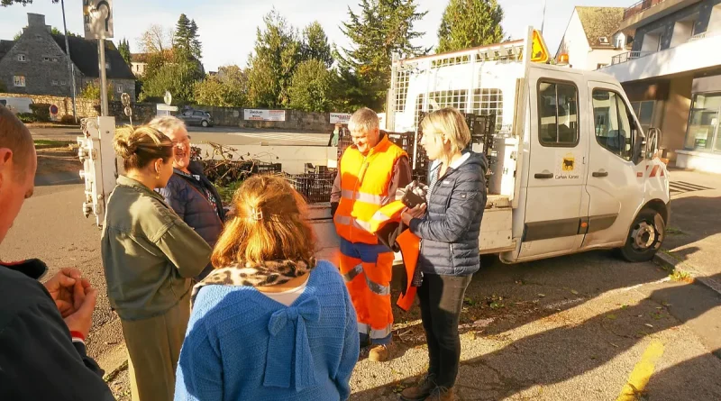 « Il faudra envisager de la réitérer l’année prochaine » : à Carhaix, pas de deuxième jour de distribution de plantes